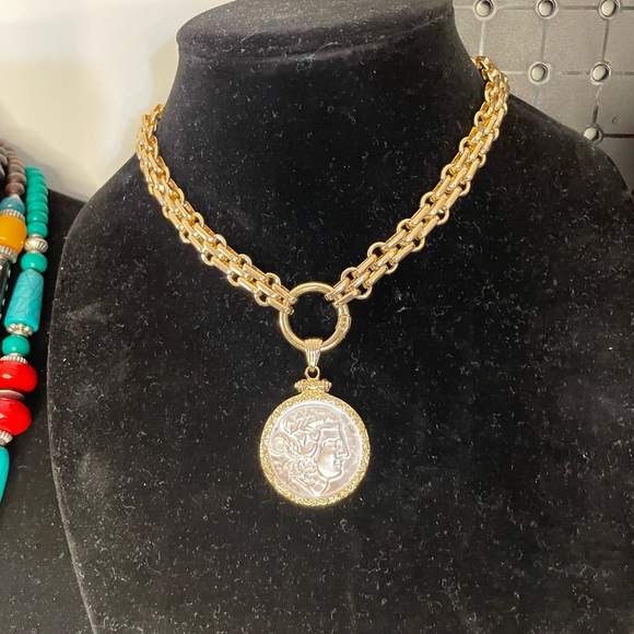 Family Statement SHIVE Necklace M17 2025 - Picture 8 of 8